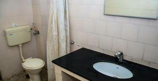 Отель Sri Sai Residency Тирупати Экстерьер фото
