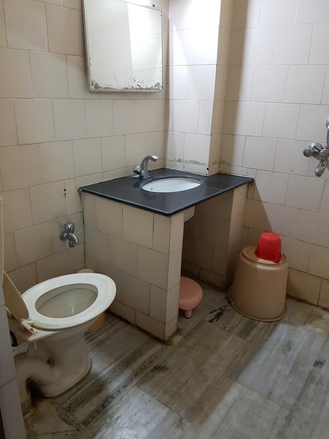 Отель Sri Sai Residency Тирупати Экстерьер фото